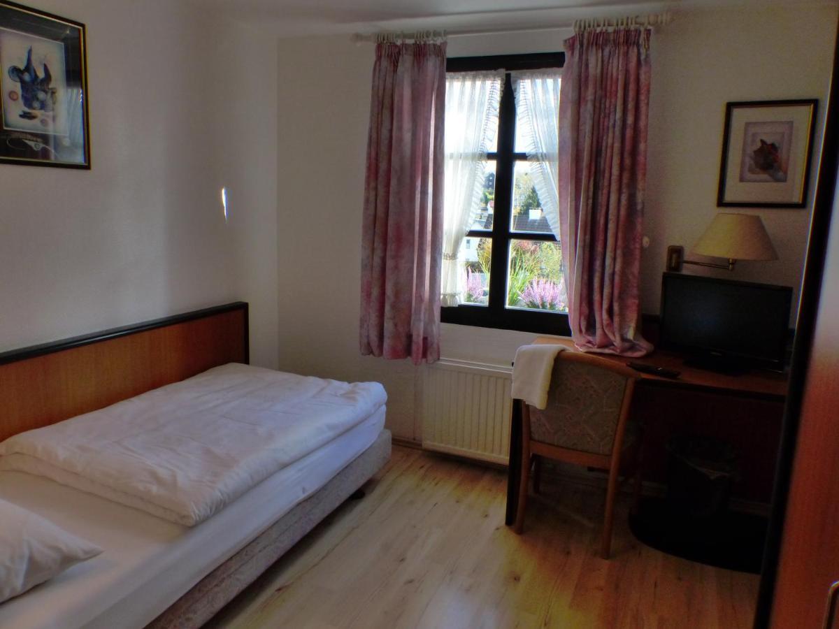 Hotel Zur Post Dabringhausen - Contactless Self Check-In 韦默尔斯基兴 外观 照片